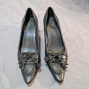 Brooks Brothers "346" Black Leather Pointed Toe Bow Pumps Women Size 8